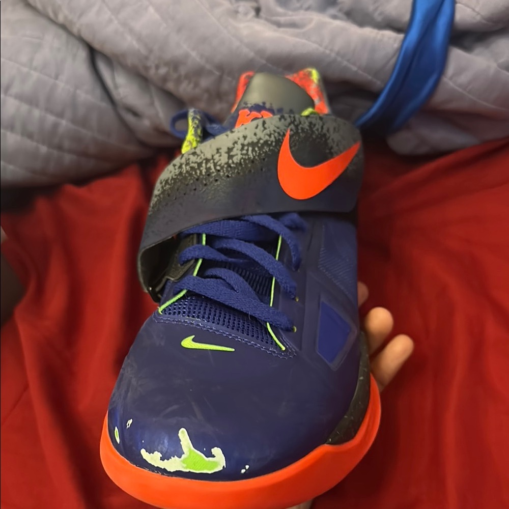 Nike KD 4 Nerf looking for 75 paid 145, comes with box and goat certified